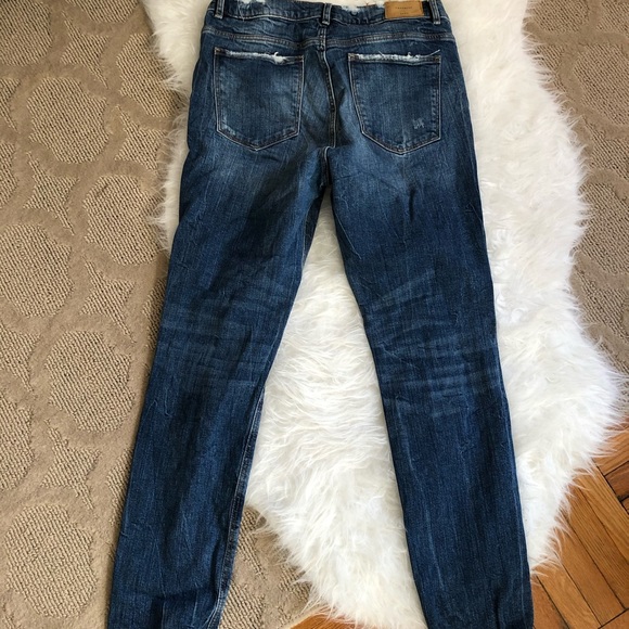 Zara Distressed Denim Jeans - Picture 6 of 8